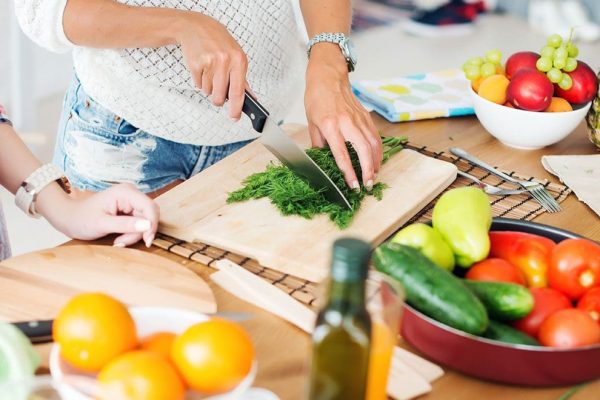 5 Langkah Mengurangi Inflamasi Hati dengan Pola Makan