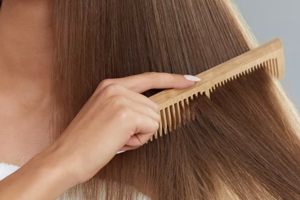 10 Kebiasaan yang Harus Dihindari untuk Menjaga Kesehatan Rambut