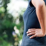 10 Cara Alami Atasi Pinggang Kaku di Pagi Hari