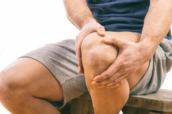 7 Cara Mengatasi Lutut yang Berbunyi Saat Ditekuk 7 Cara Mengatasi Lutut yang Berbunyi Saat Ditekuk