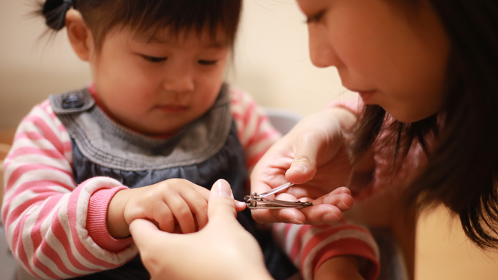 5 Tips Perawatan Kuku untuk Anak-Anak