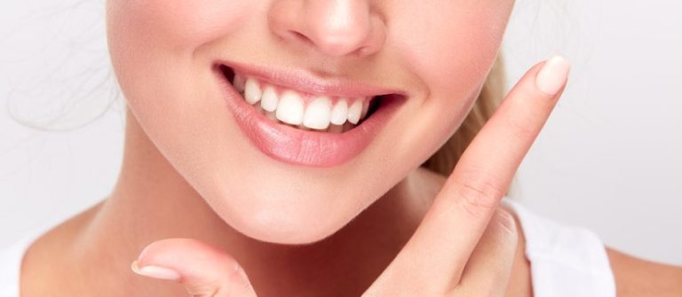 5 Tips Menjaga Kesehatan Gusi agar Tidak Mudah Bengkak
