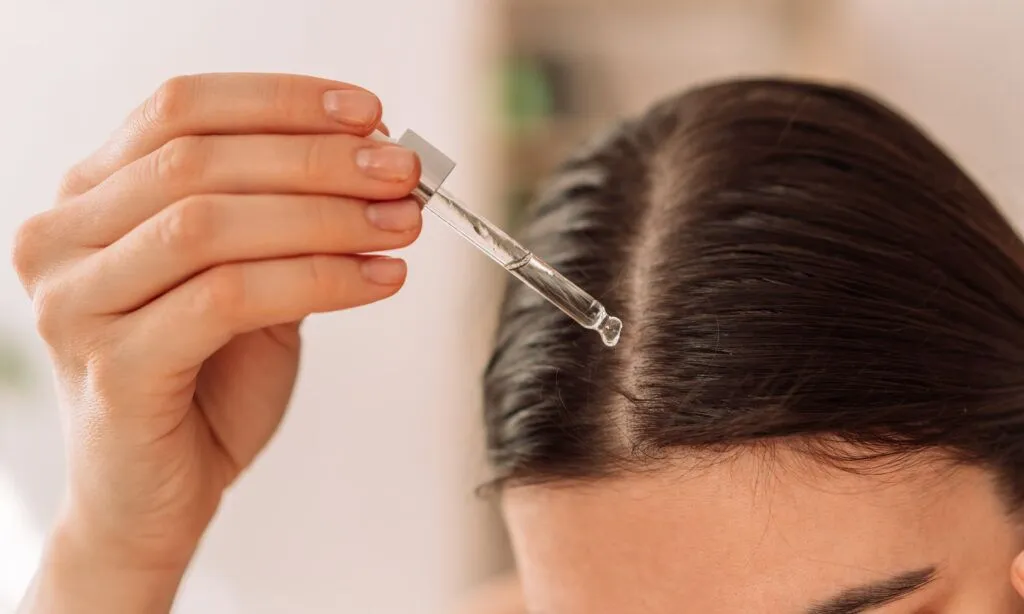5 Jenis Minyak Alami Terbaik untuk Perawatan Rambut
